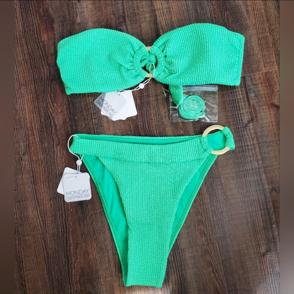 Monday bikini set